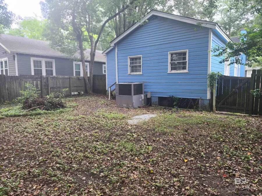 70 Glenwood Street, Mobile, AL 36606 - #3