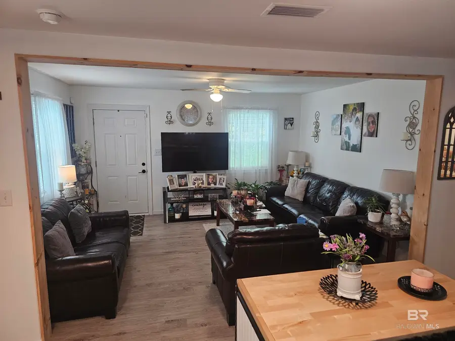 501 W Magnolia Street, Bay Minette, AL 36507 - #3