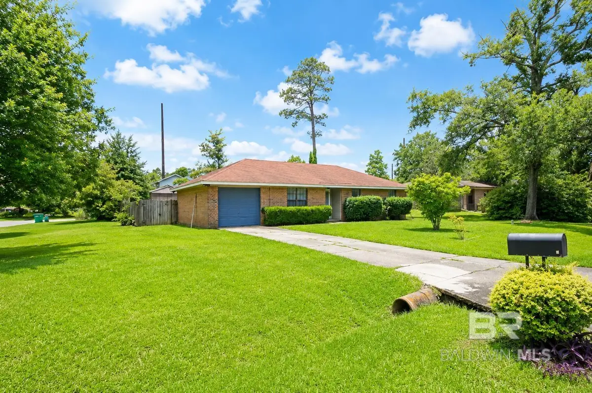 614 East Gate Circle, Foley, AL 36535 - #1