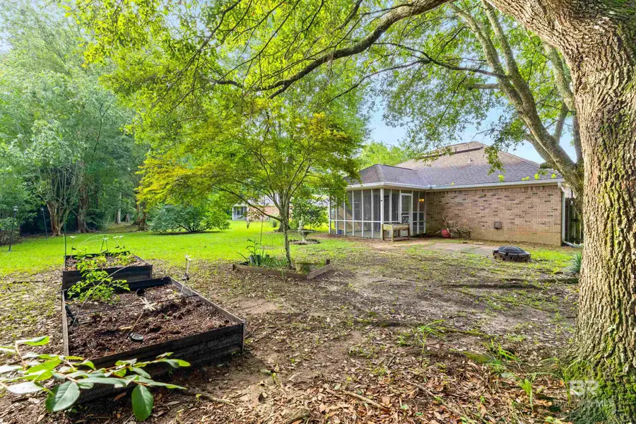 122 Oakwood Avenue, Fairhope, AL 36532 - #3