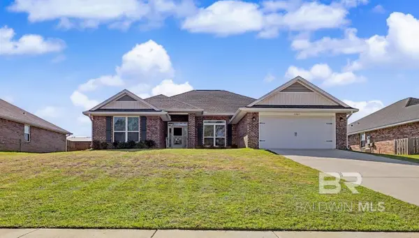 22849 Ridgewood Drive, Robertsdale, AL 36567
