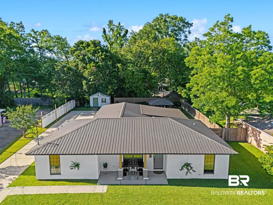 524 W Ariel Avenue, Foley, AL 36535 - #2