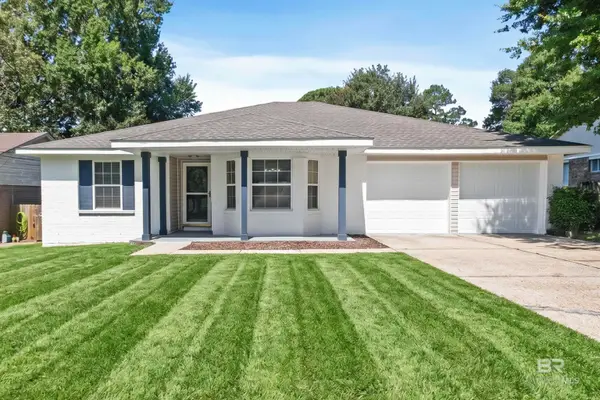 119 Lake Forest Boulevard, Daphne, AL 36526