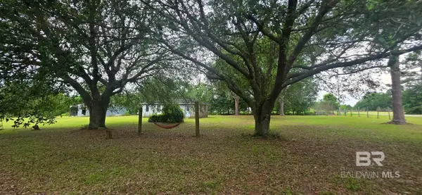 25764 Ponderosa Farm Road, Robertsdale, AL 36567