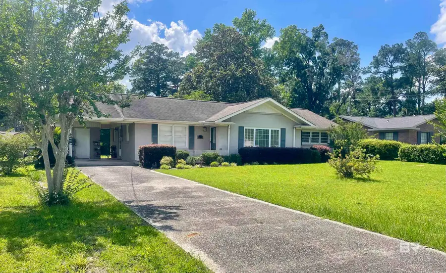 1413 Mcmillan Avenue, Brewton, AL 36426 - #2