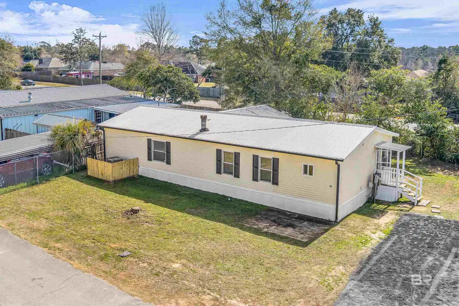 274 S Wren Lane, Robertsdale, AL 36567 - #2