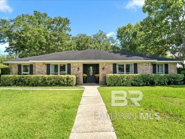 154 Country Club Drive, Daphne, AL 36526