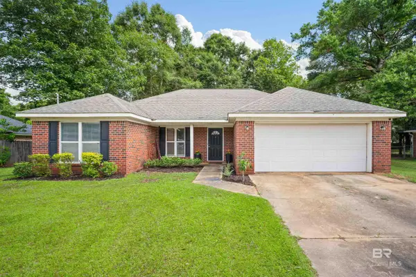 10534 Taylor Woods Loop, Wilmer, AL 36587