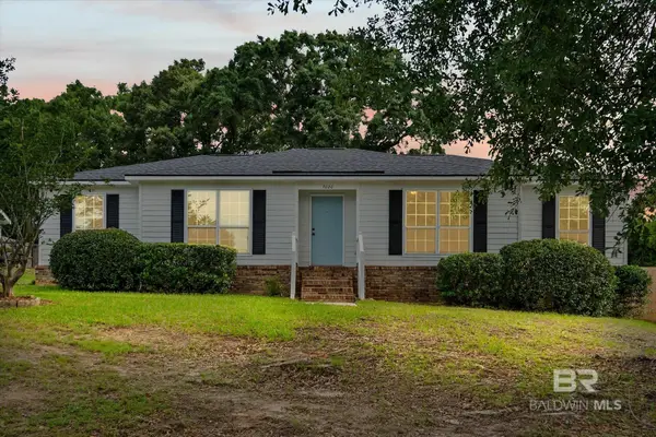 7020 S Woodlea Drive, Mobile, AL 36695