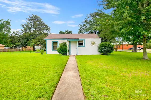 1100 N Pine Street, Foley, AL 36535