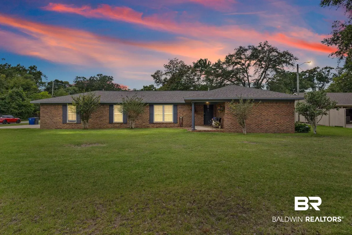1011 N Pine Street, Foley, AL 36535 - #1