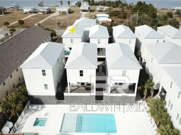 115 W 10th Street #M, Gulf Shores, AL 36545