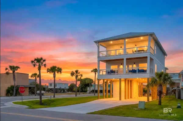 390 E 1st Avenue, Gulf Shores, AL 36542