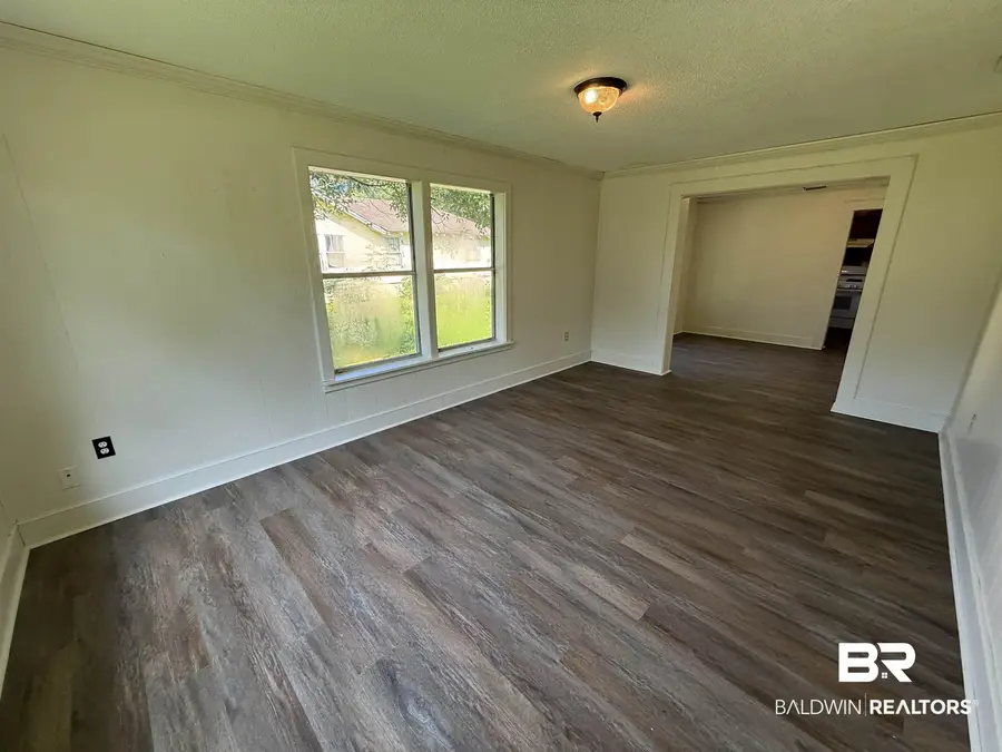 306 Hillside Drive, Chickasaw, AL 36611 - #3