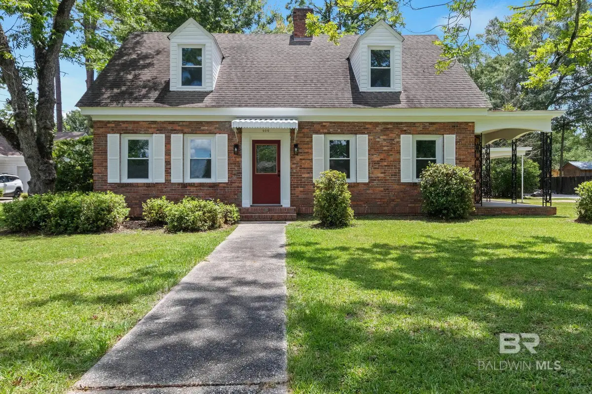 900 Lovelace Avenue, Brewton, AL 36426 - #1