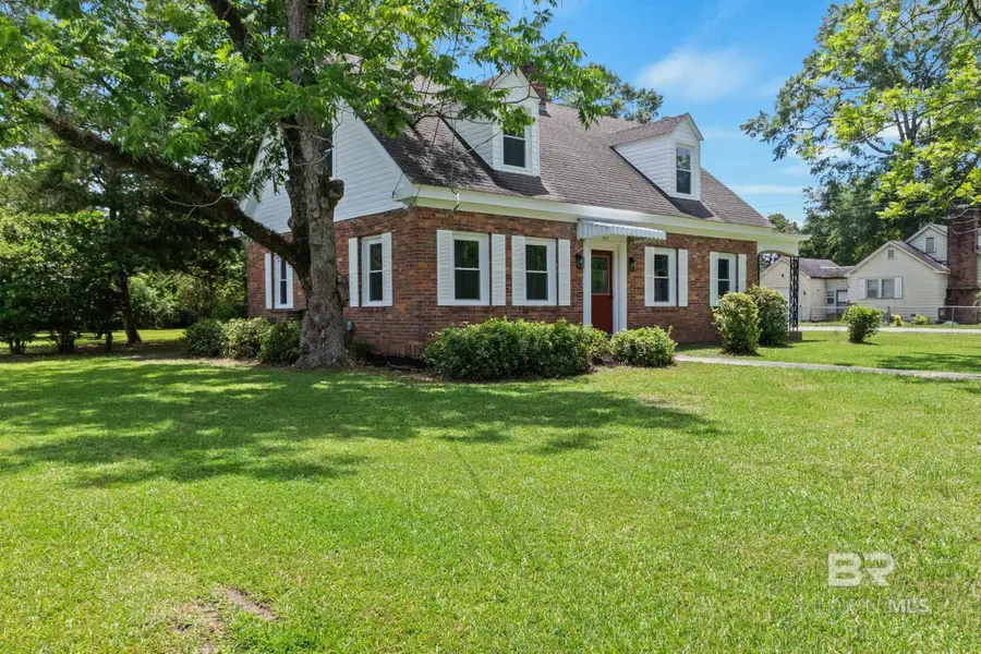 900 Lovelace Avenue, Brewton, AL 36426 - #2