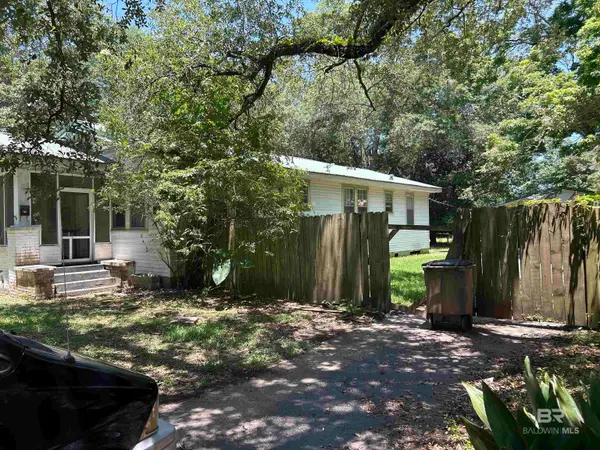553 Magnolia Road, Mobile, AL 36606