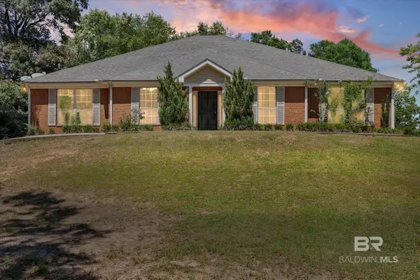 8992 Celeste Oaks Court, Saraland, AL 36571