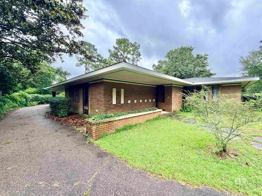 605 E Cumberland Road, Mobile, AL 36608 - #2