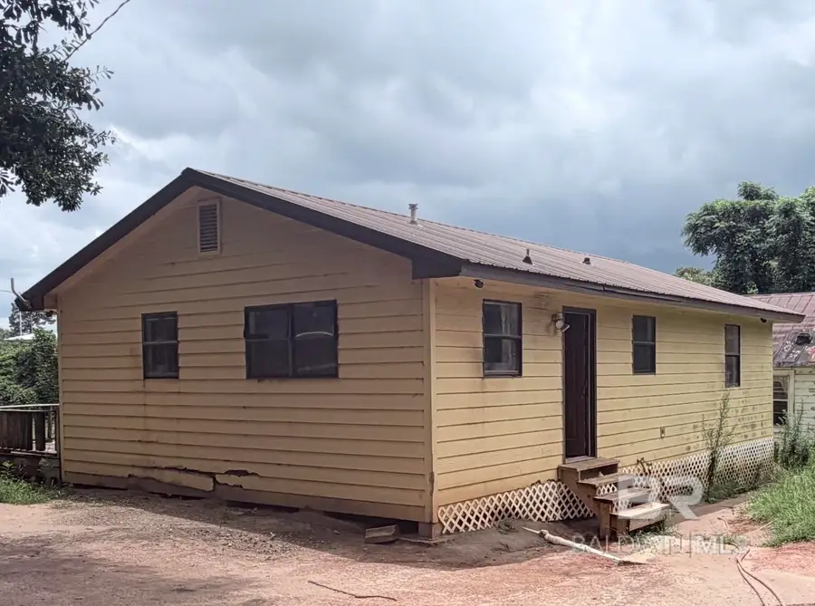 3604 S Alabama Avenue, Monroeville, AL 36460 - #2