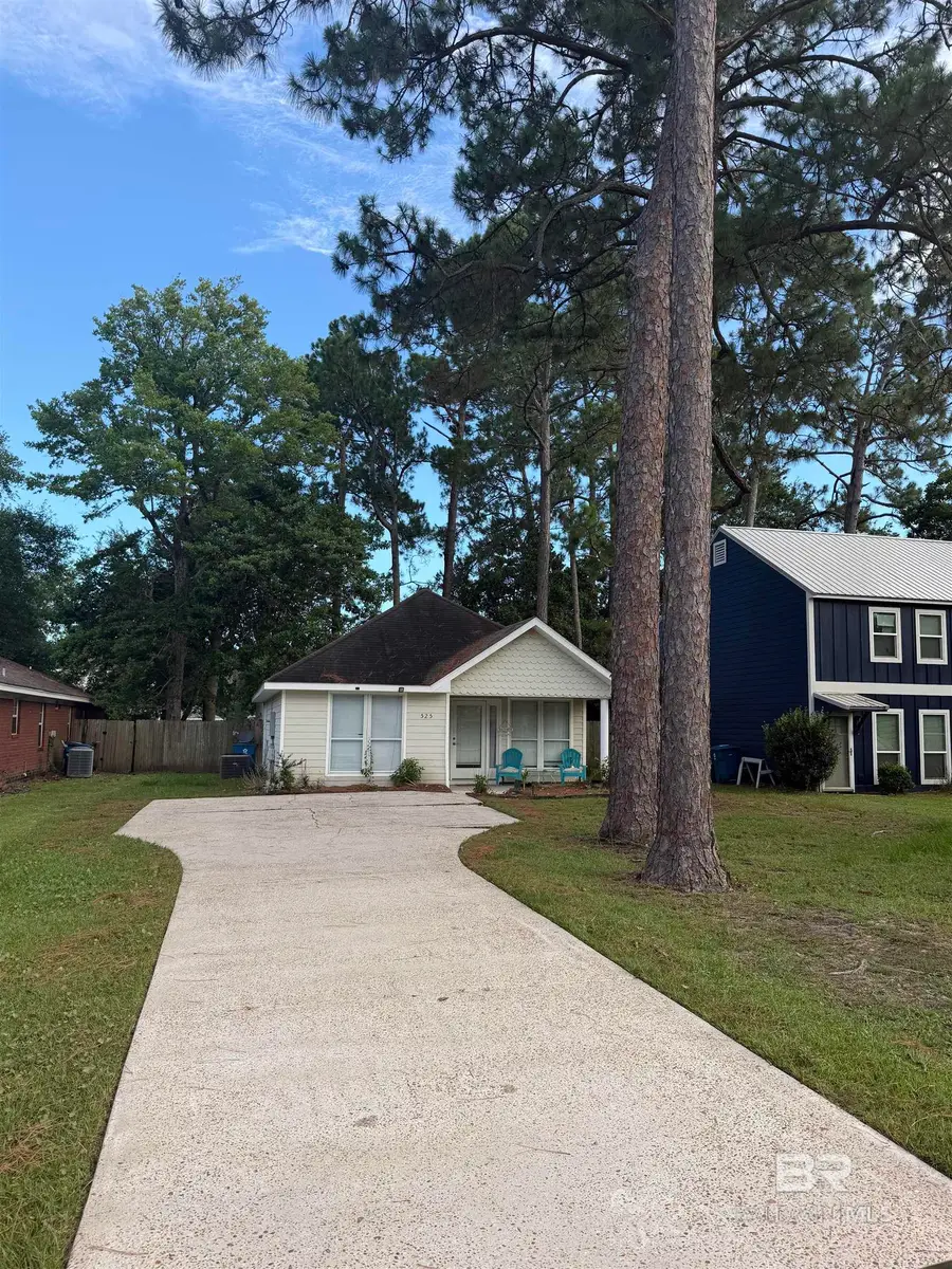 525 E 22nd Avenue, Gulf Shores, AL 36542 - #2