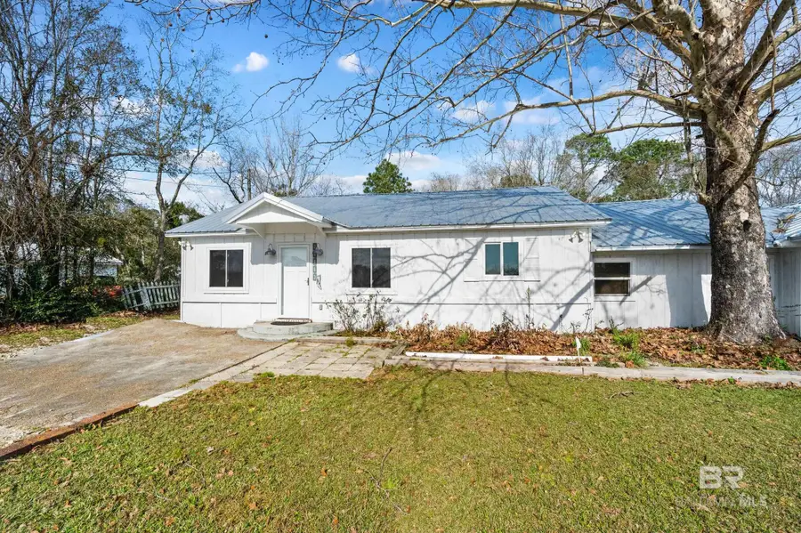 24663 Chestnut Street, Elberta, AL 36530 - #2
