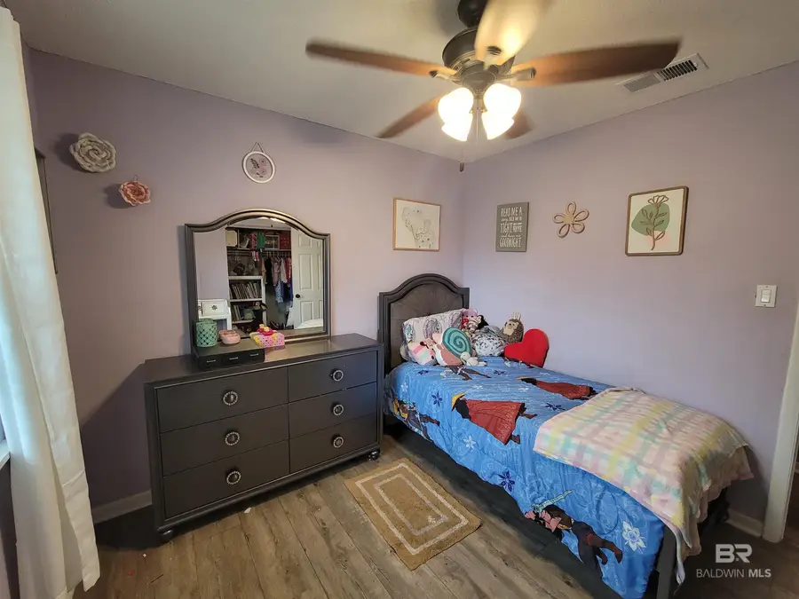 200 W Sycamore Avenue, Foley, AL 36535 - #3