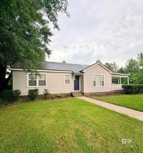 1423 Douglas Avenue, Brewton, AL 36426