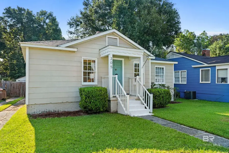 205 Pinehill Drive, Mobile, AL 36606 - #2