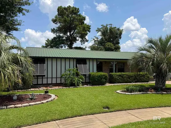 512 Jeraldean Court, Foley, AL 36535