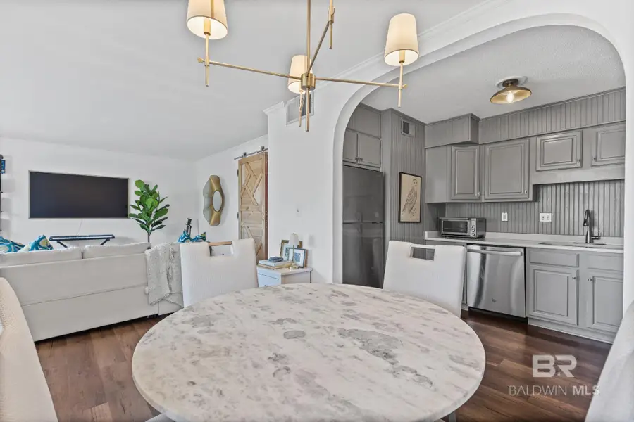 207 S Mobile Street #204, Fairhope, AL 36532 - #2