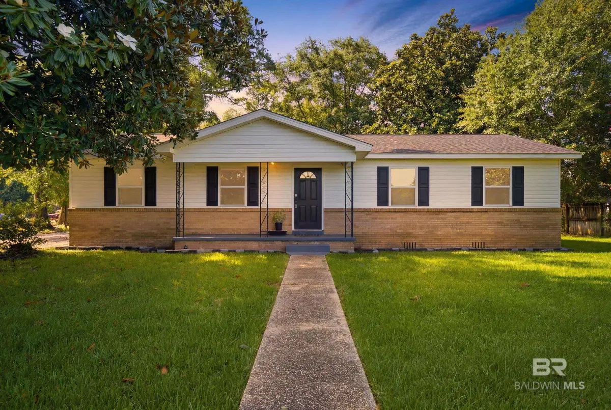 901 W 7th Street, Bay Minette, AL 36507 - #1