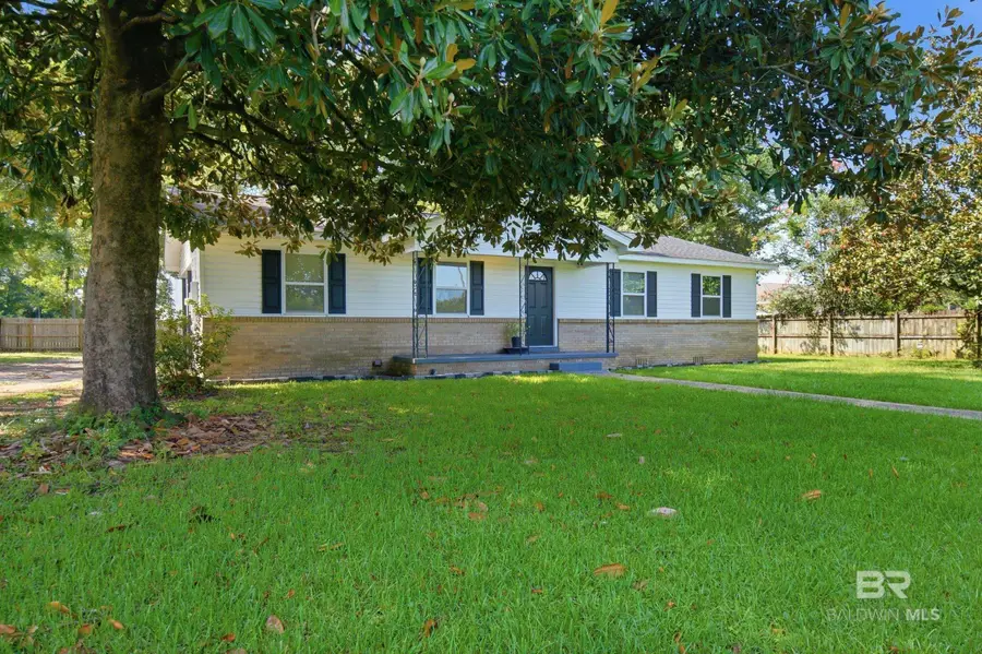 901 W 7th Street, Bay Minette, AL 36507 - #3