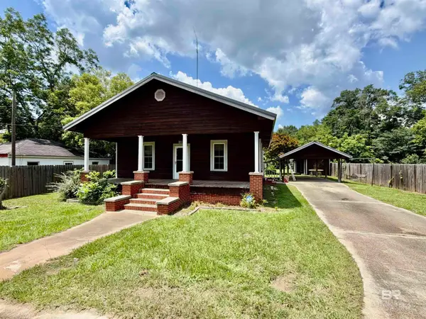 137 Ivey Street, Monroeville, AL 36460