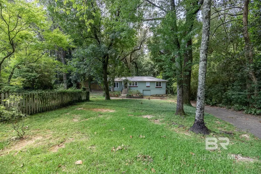 510 College Avenue, Daphne, AL 36526 - #3