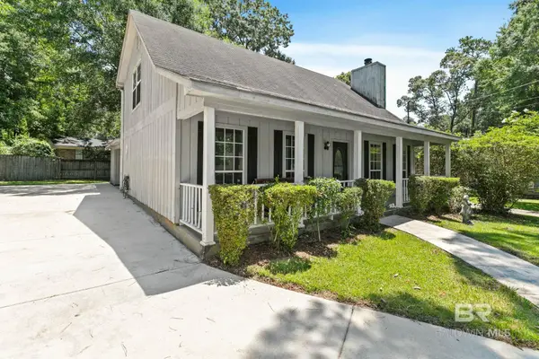 110 Iris Circle, Daphne, AL 36526