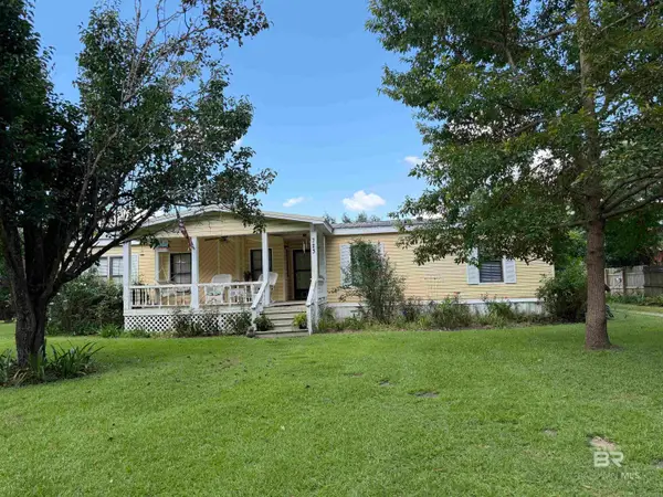 723 Pineville Road, Atmore, AL 36502