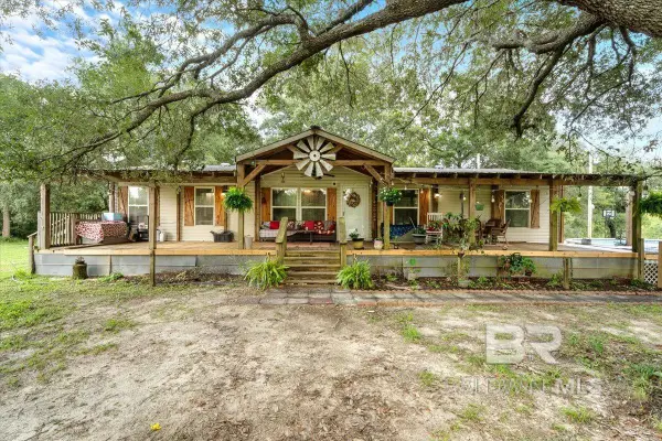 21011 River Road, Robertsdale, AL 36567