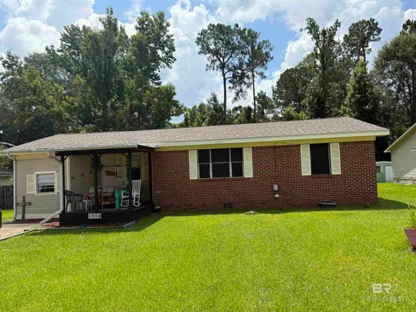 1714 Pine Street, Flomaton, AL 36441