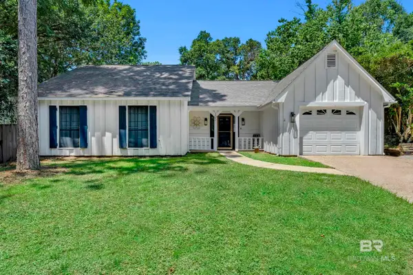 105 Montclair Loop, Daphne, AL 36526