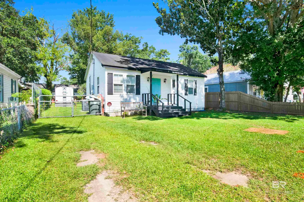 403 N Pine Street, Foley, AL 36535 - #1