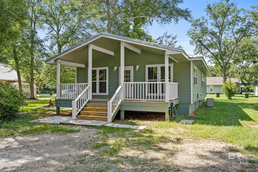 210 W Verbena Avenue, Foley, AL 36535 - #3