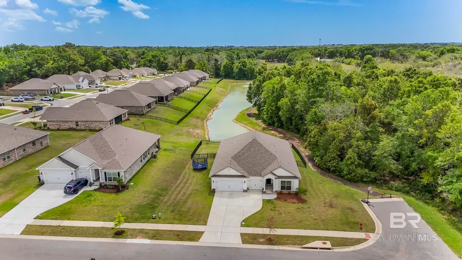 200 Spur Avenue, Fairhope, AL 36532 - #3