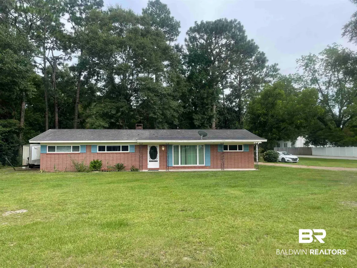 902 E 5th Street, Bay Minette, AL 36507 - #1