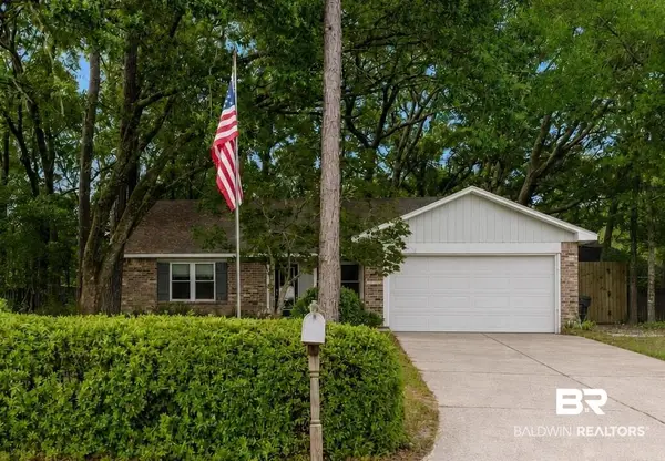 105 Plaza Circle, Daphne, AL 36526