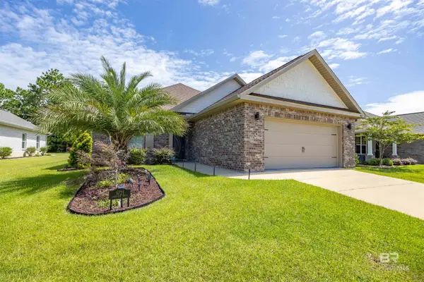 9721 Lakeview Drive, Foley, AL 36535