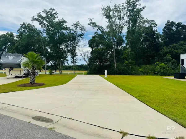 12451 Gateway Drive, Elberta, AL 36530
