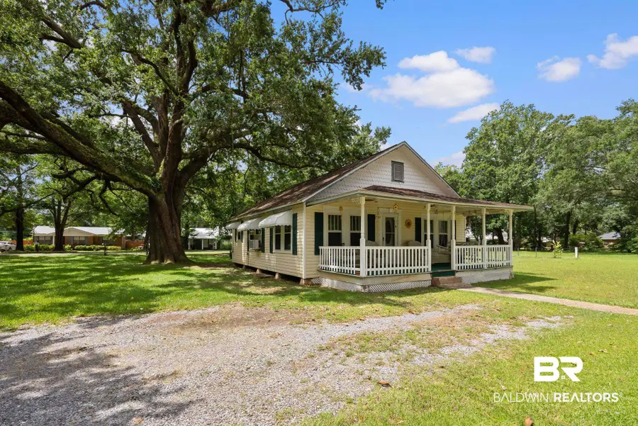 615 W Section Avenue, Foley, AL 36535 - #3