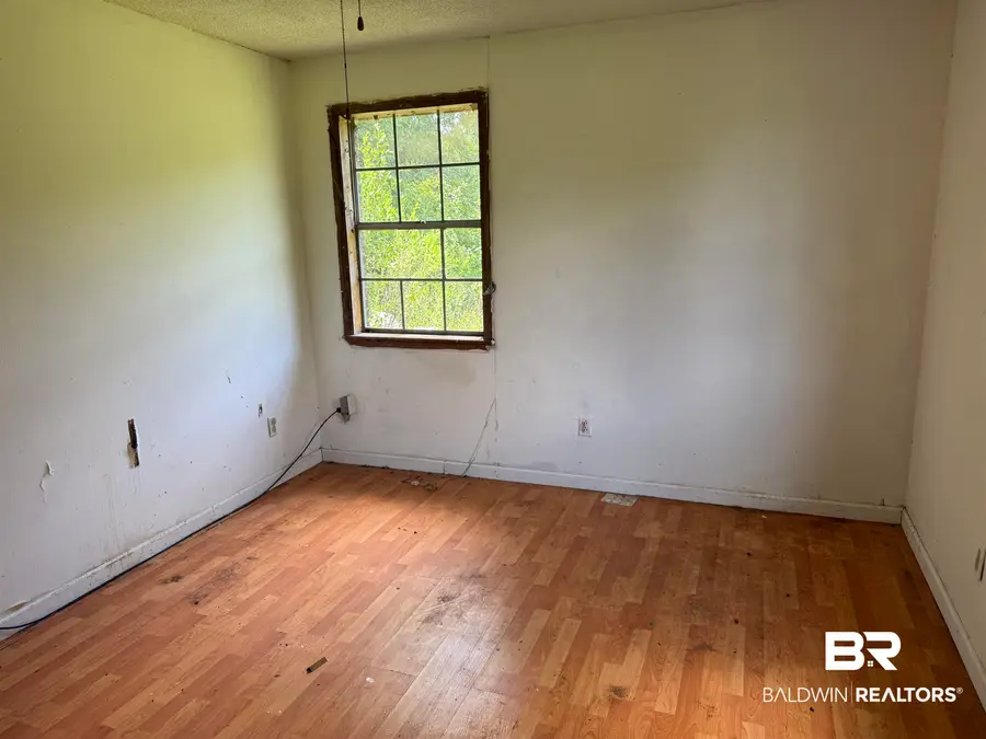 442 Robinson Street, Atmore, AL 36502 - #2