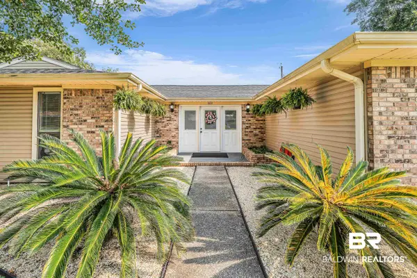 603 E Walker Avenue, Foley, AL 36535